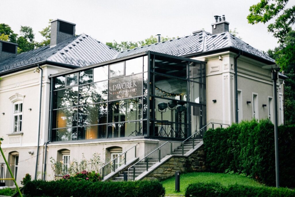 Dworek New Restaurant 6